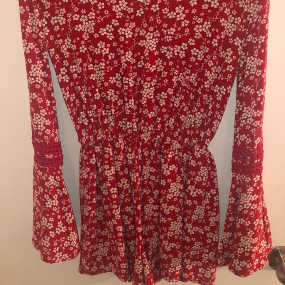 Romper - Picture 2 of 2